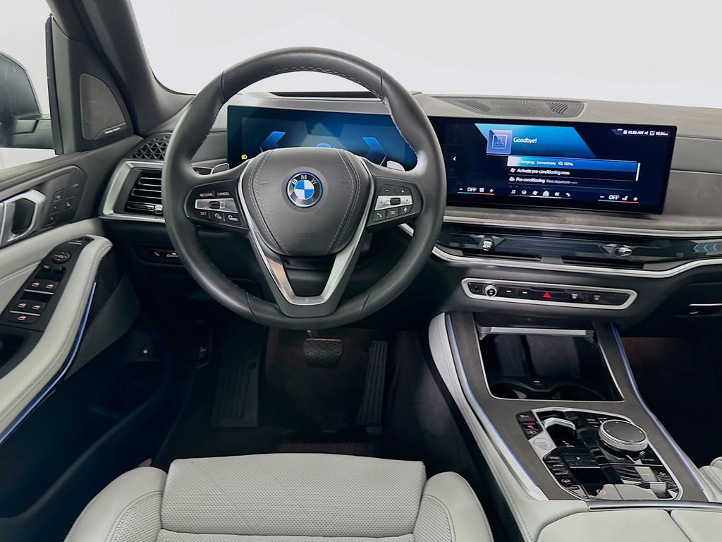 Thumbnail: 2025 BMW X5 - 23