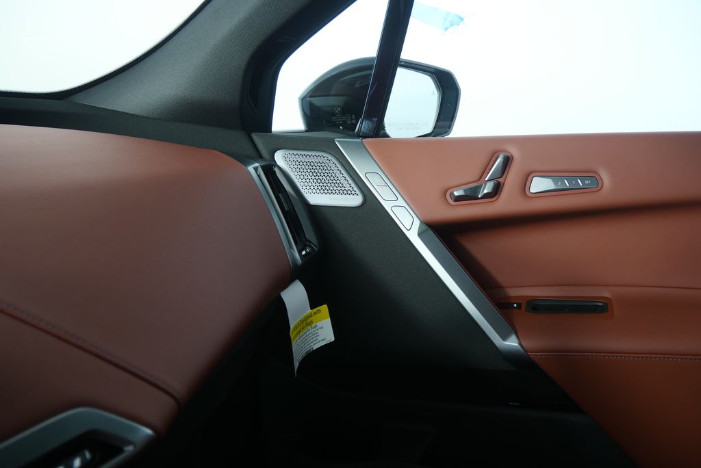 Thumbnail: 2026 BMW iX - 25