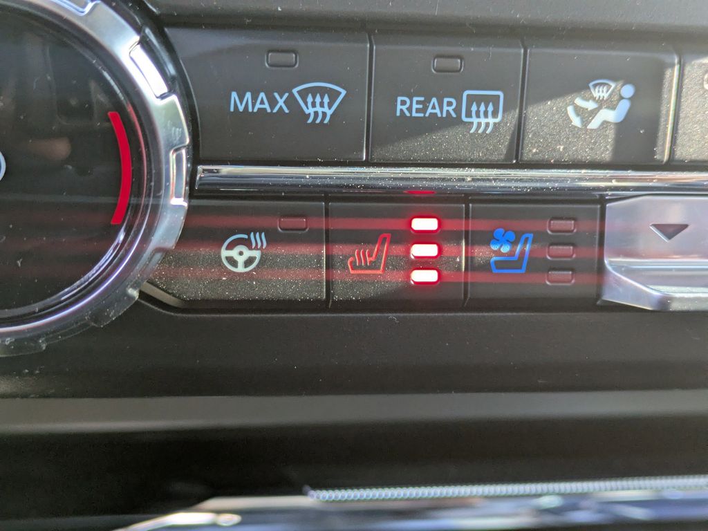2026 Ford F-250 Super Duty Black Widow