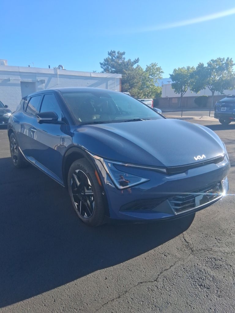  2025 Kia EV6 Wind RWD   