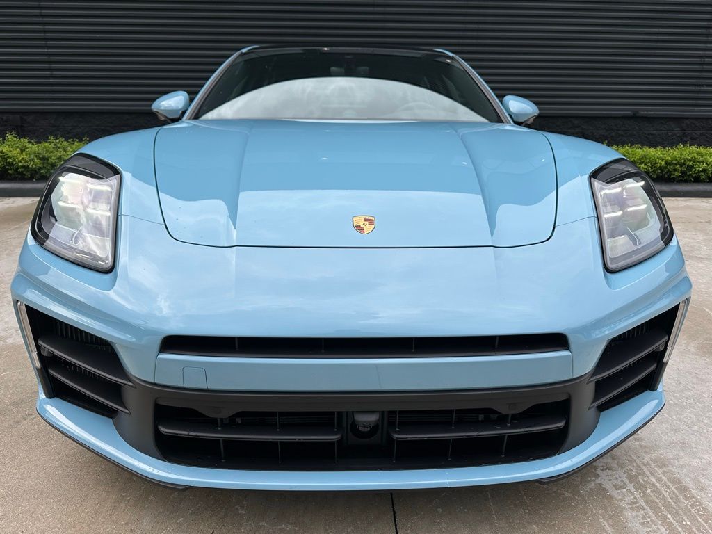 Thumbnail: 2026 Porsche Panamera - 7