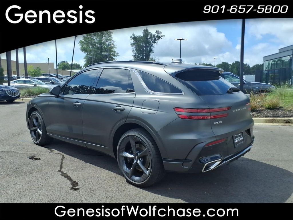 New 2026 Genesis GV70 SUV