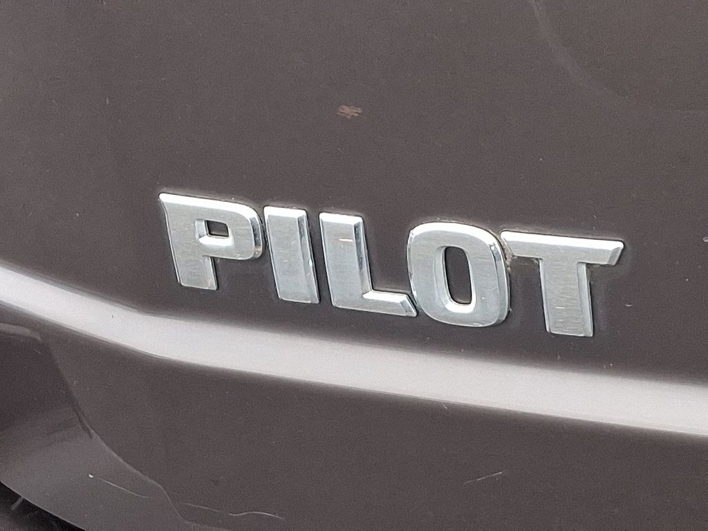 Thumbnail: 2013 Honda Pilot - 32