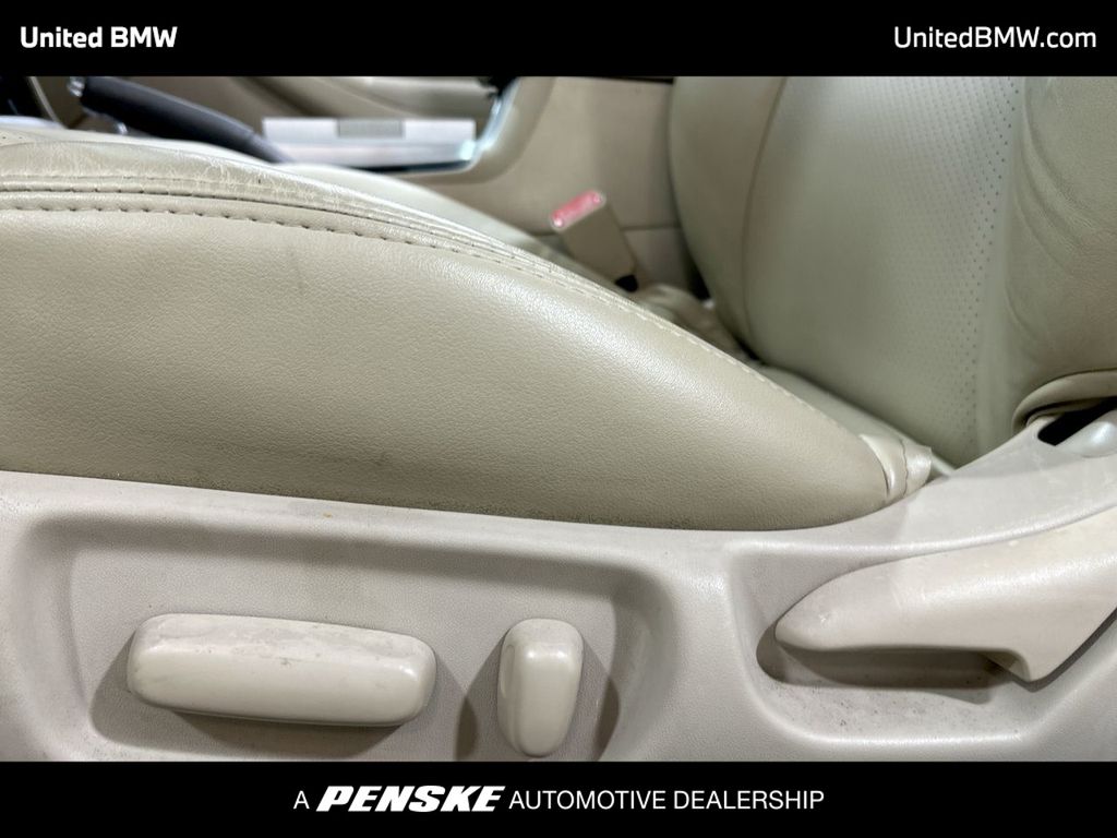Thumbnail: 2007 Toyota Camry Solara - 12