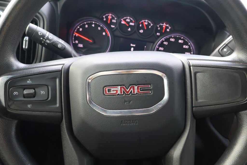 Thumbnail: 2021 GMC Sierra 3500 - 19