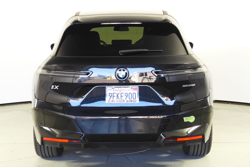 Thumbnail: 2023 BMW iX - 7