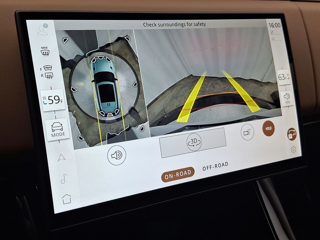 Thumbnail: 2025 Land Rover Range Rover Sport - 14