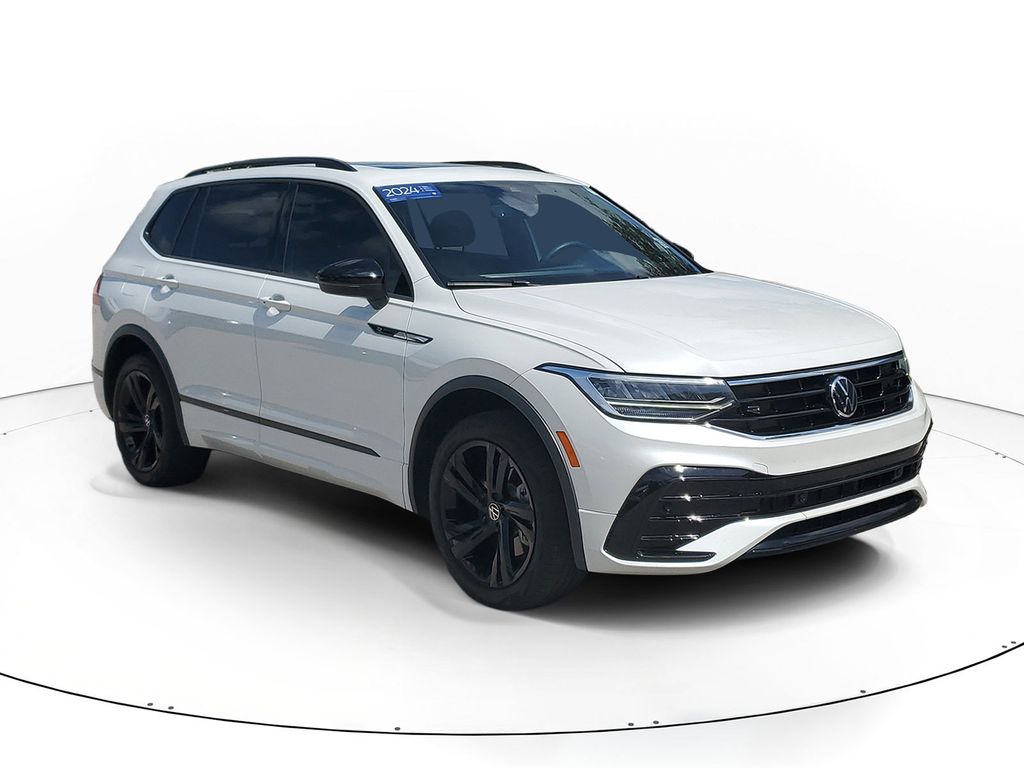  2024 Volkswagen Tiguan SE R-Line Black FWD   