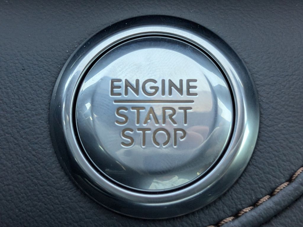 2025 Lincoln Nautilus Hybrid Premiere