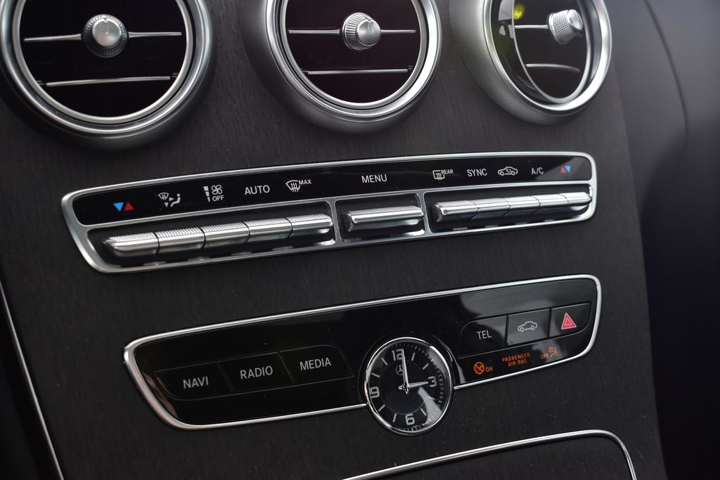 Thumbnail: 2021 Mercedes-Benz C-Class - 21