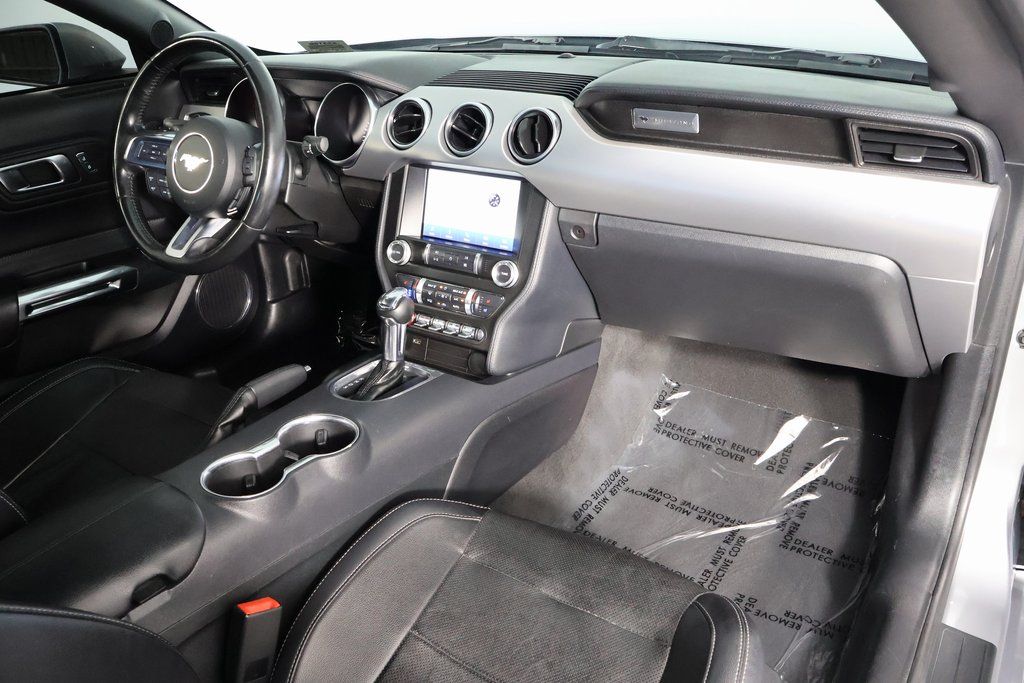 Thumbnail: 2022 Ford Mustang - 8