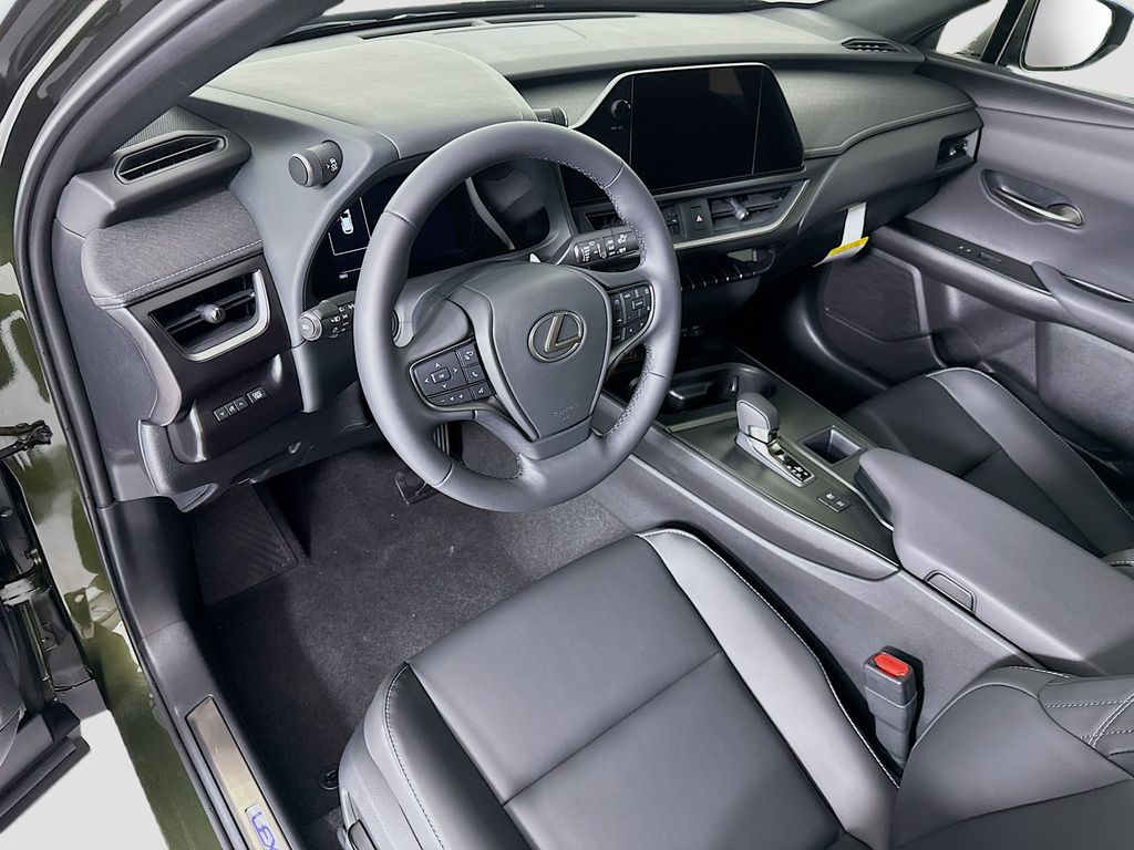 Thumbnail: 2026 Lexus UX - 10