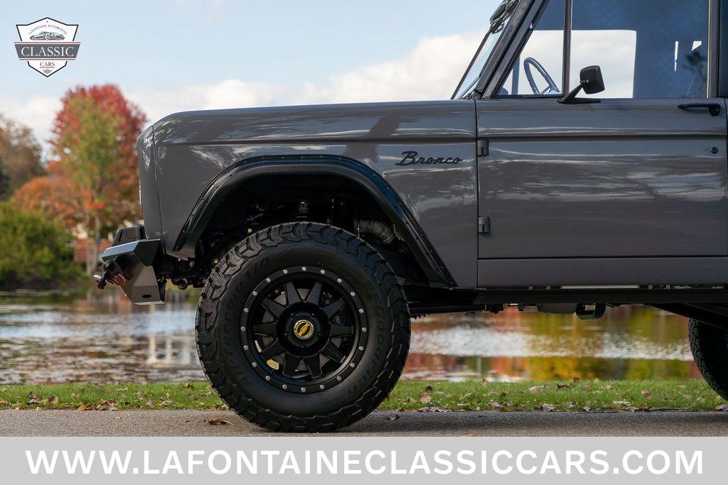 1972 Ford Bronco 16