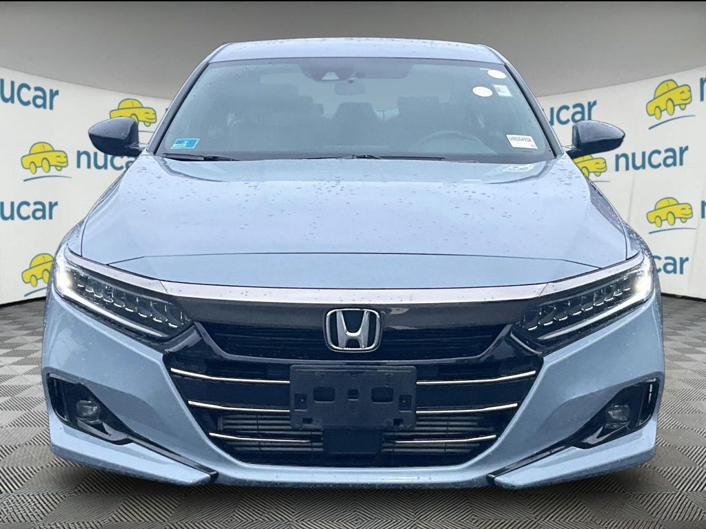2021 Honda Accord — photo 2