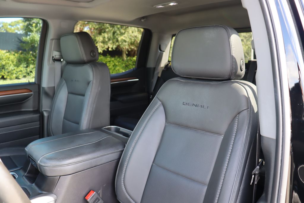 Thumbnail: 2024 GMC Sierra 1500 - 13