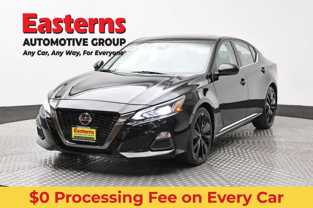 2022 Nissan Altima 2.0 VC-T SR's photo