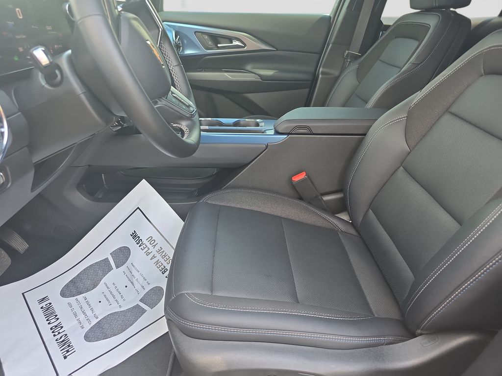Used 2025 Chevrolet Equinox EV SUV