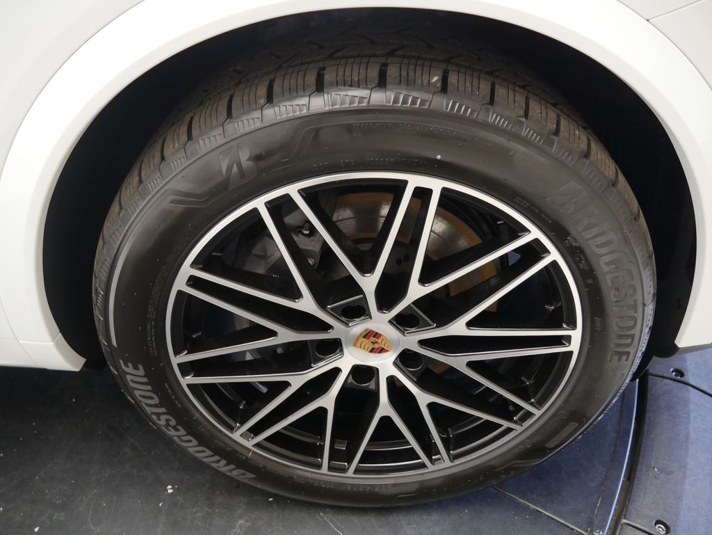Thumbnail: 2026 Porsche  - 15