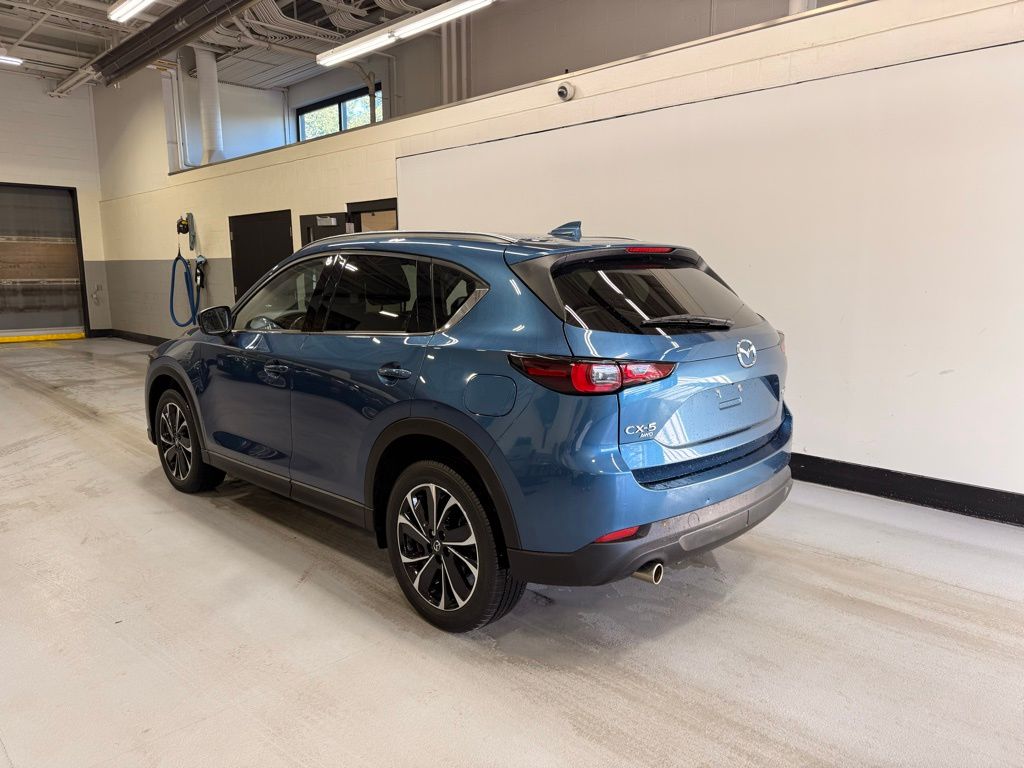 Thumbnail: 2023 Mazda CX-5 - 3