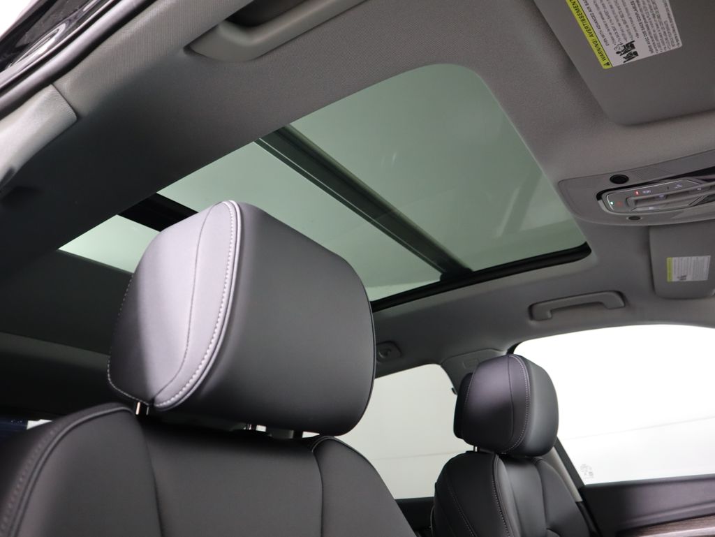 Thumbnail: 2025 Audi Q5 - 19