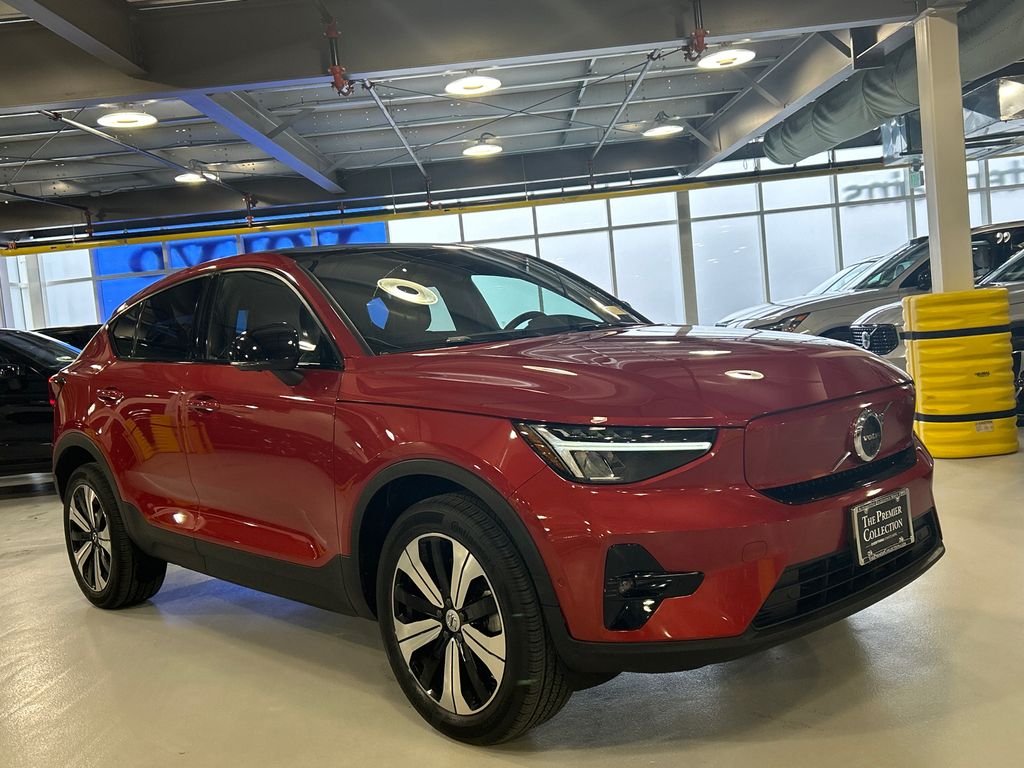 2023 Volvo C40 Recharge Twin Plus eAWD