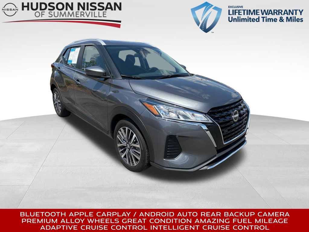 2024 Gun Metallic Nissan Kicks SV FWD SUV