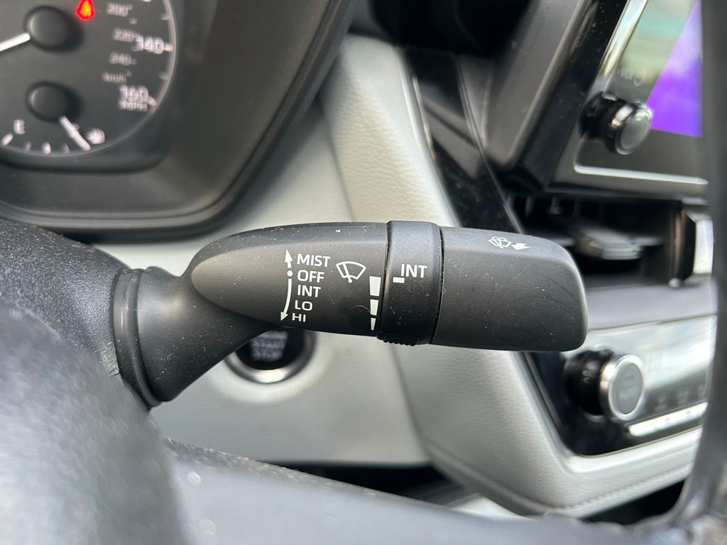 Thumbnail: 2023 Toyota Corolla - 20