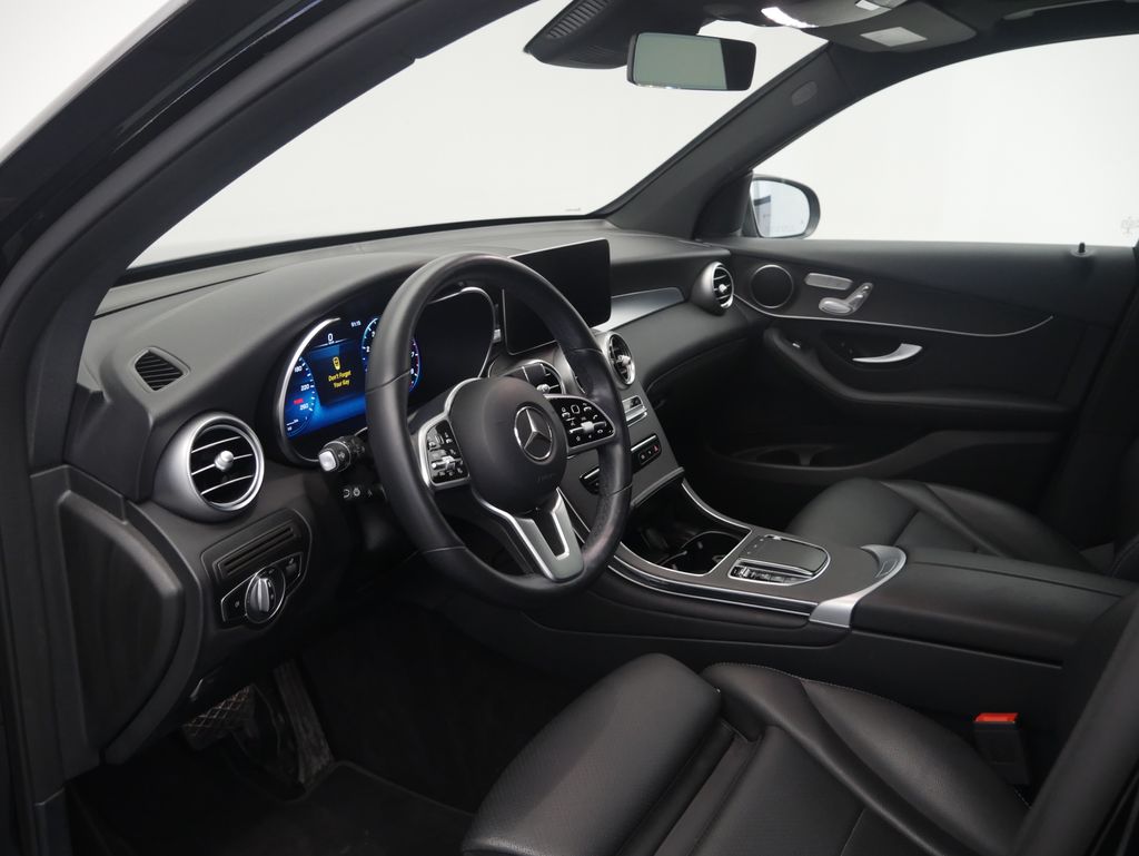 Thumbnail: 2022 Mercedes-Benz GLC - 18