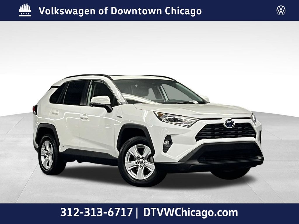2020 Toyota RAV4 Hybrid XLE