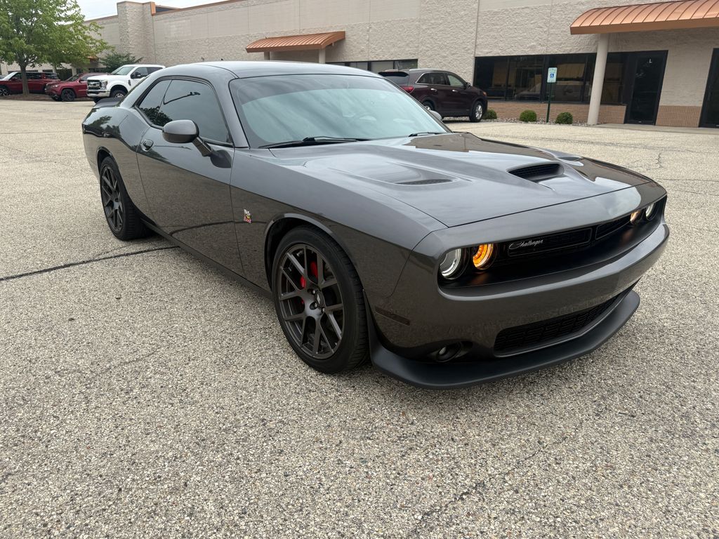 Dodge Challenger