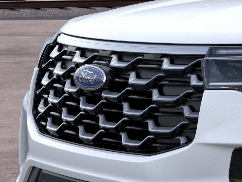 New 2026 White Ford Platinum image 22