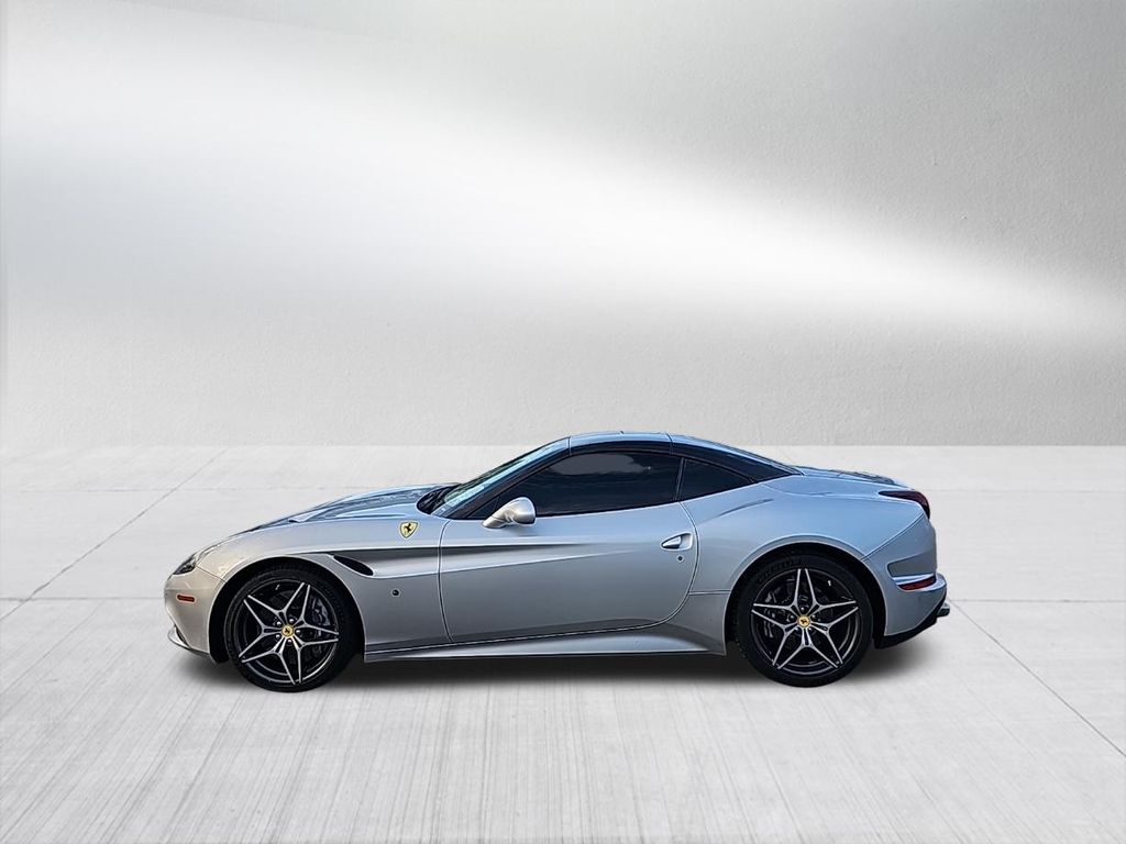 2016 Ferrari California T 15