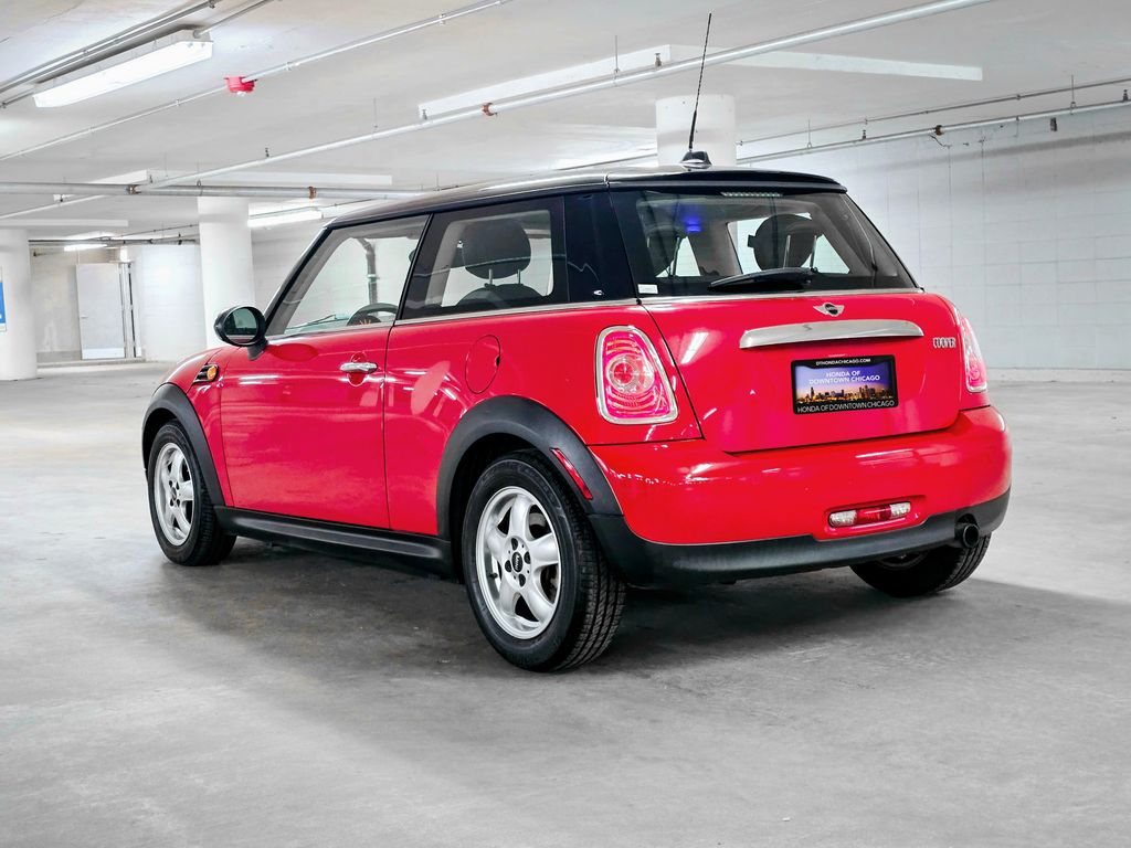 2011 MINI Cooper Base 5