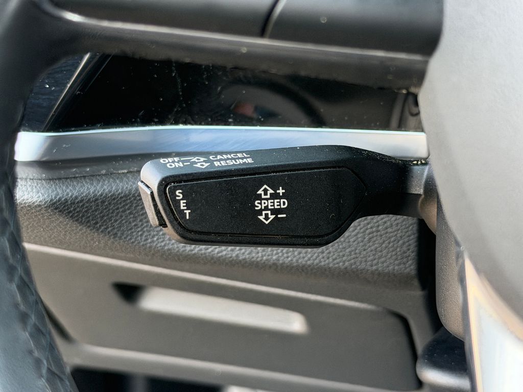 Thumbnail: 2021 Audi Q3 - 31
