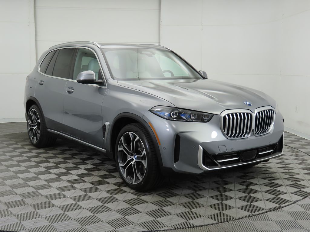 2025 BMW X5 xDrive50e 3