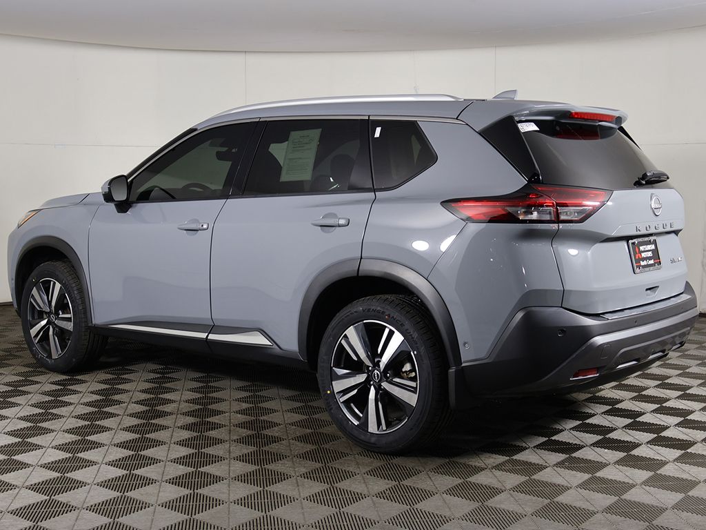 Used 2023 Gray Nissan SL image 10