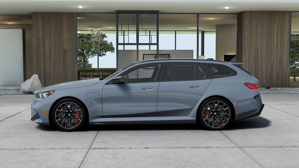 Thumbnail: 2027 BMW M5 - 30