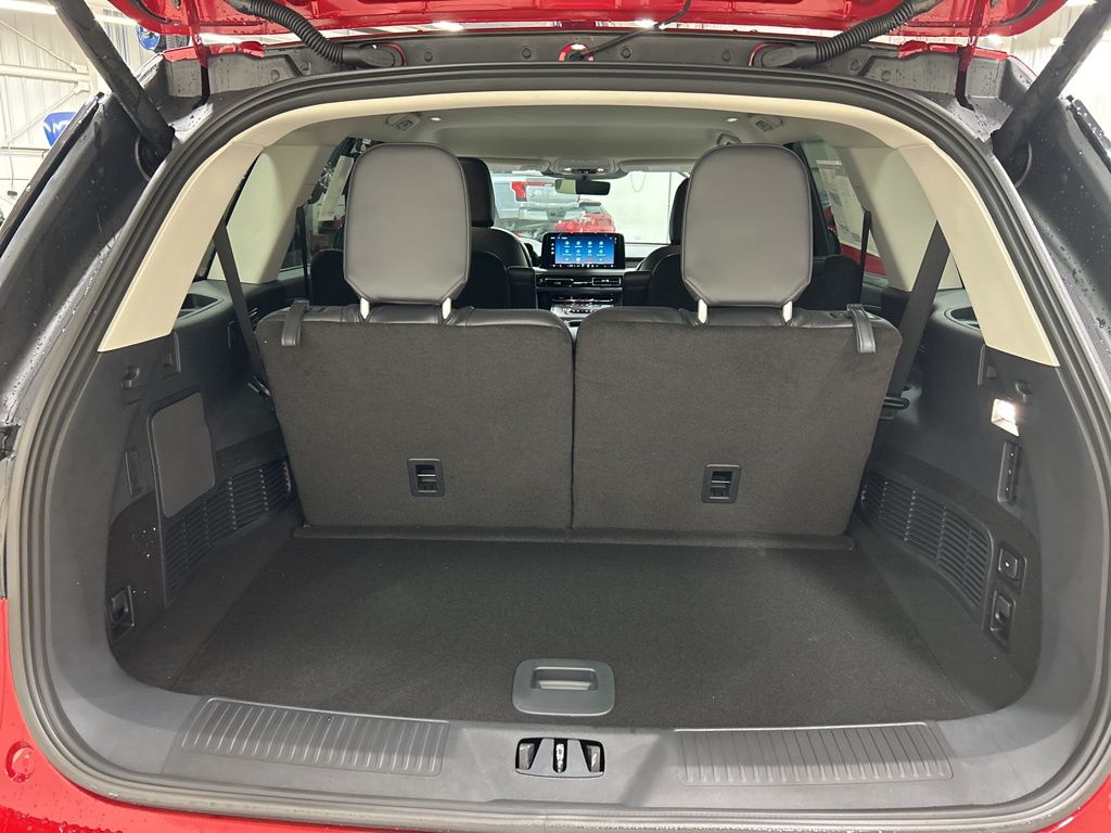 new 2026 Lincoln Aviator car, priced at $59,048