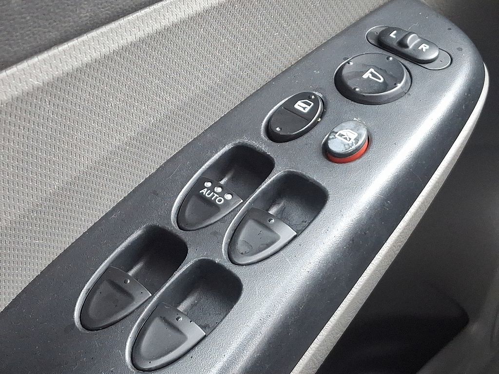 2011 Honda Civic LX 24