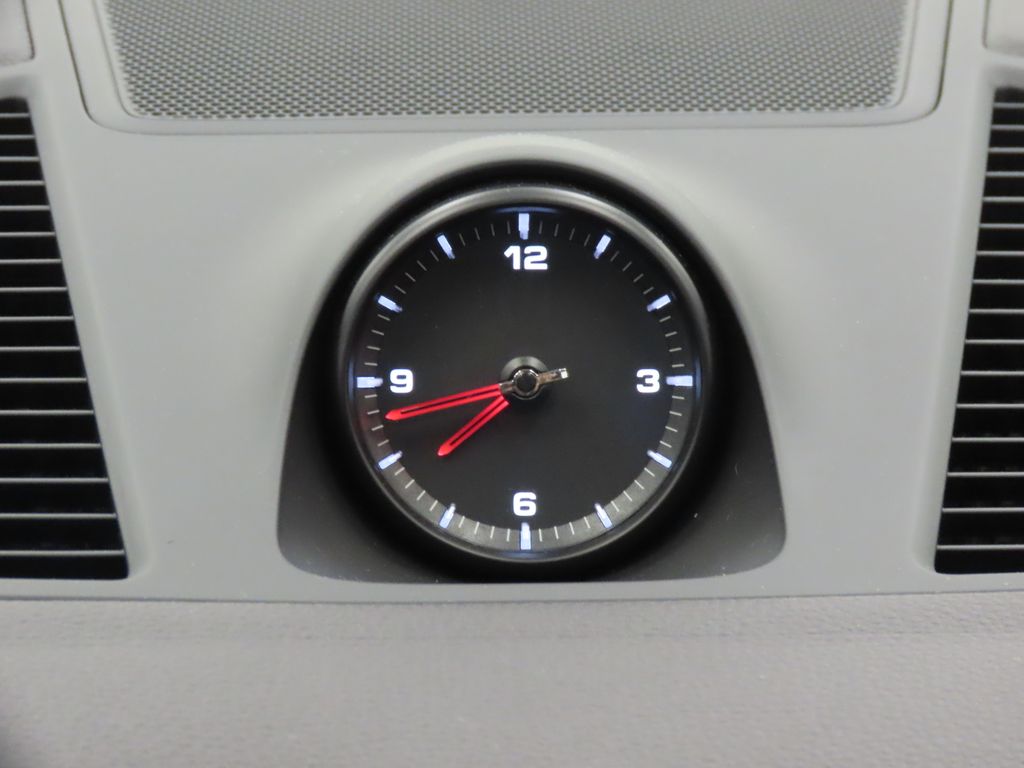 Thumbnail: 2023 Porsche Cayenne - 23