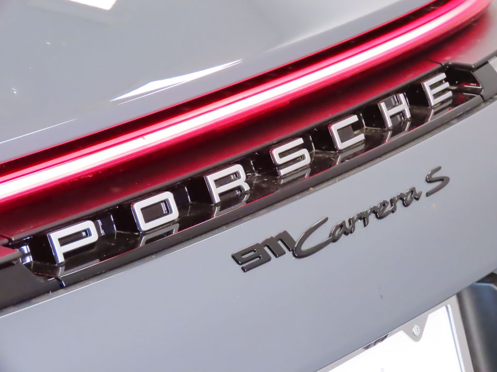 Thumbnail: 2025 Porsche 911 - 12