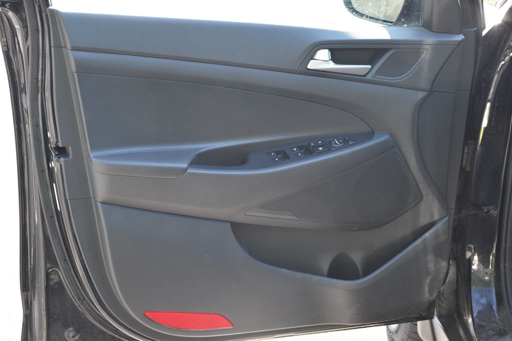Thumbnail: 2019 Hyundai Tucson - 14