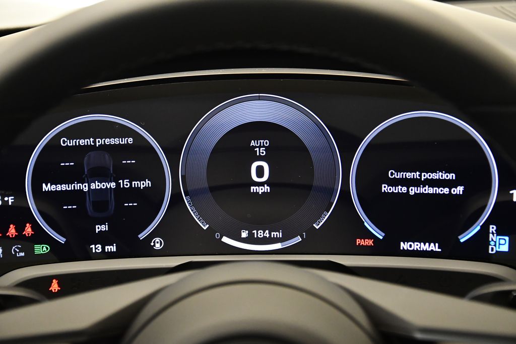 Thumbnail: 2025 Porsche Taycan - 26