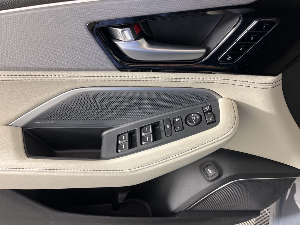 Thumbnail: 2026 Acura MDX - 31