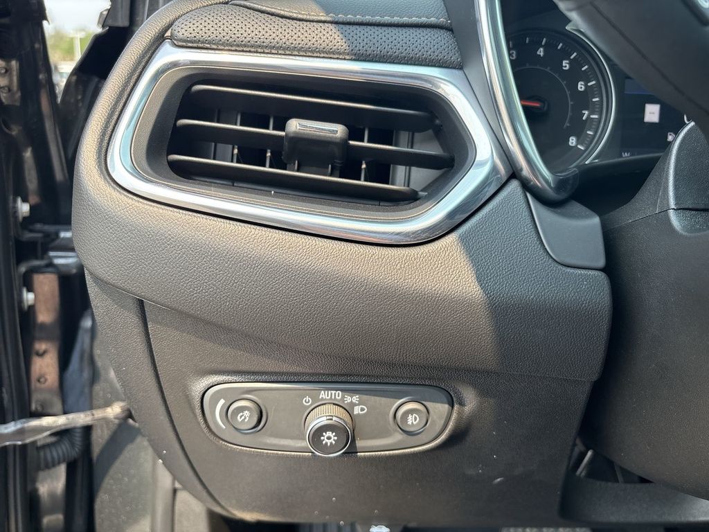 Used 2021 Chevrolet Equinox SUV