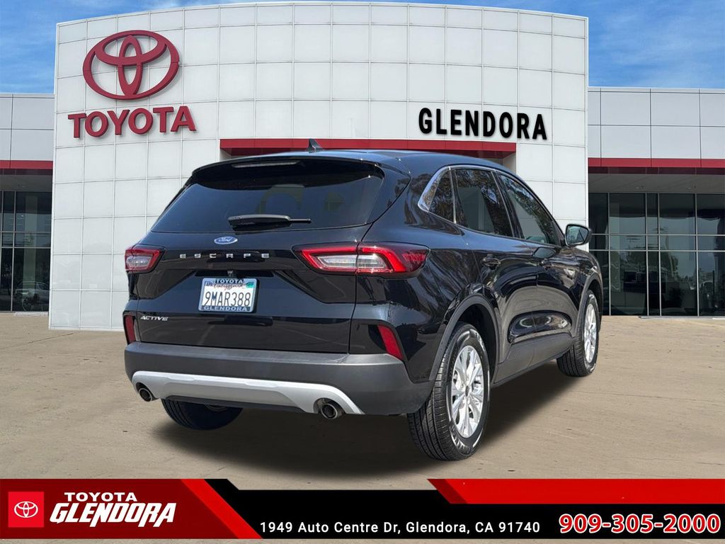 Used 2024 Ford Escape SUV