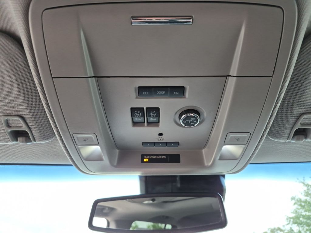 Used Car 2017 Gmc Yukon Xl  Slt For Sale Under $25,000 In Austin, Texas