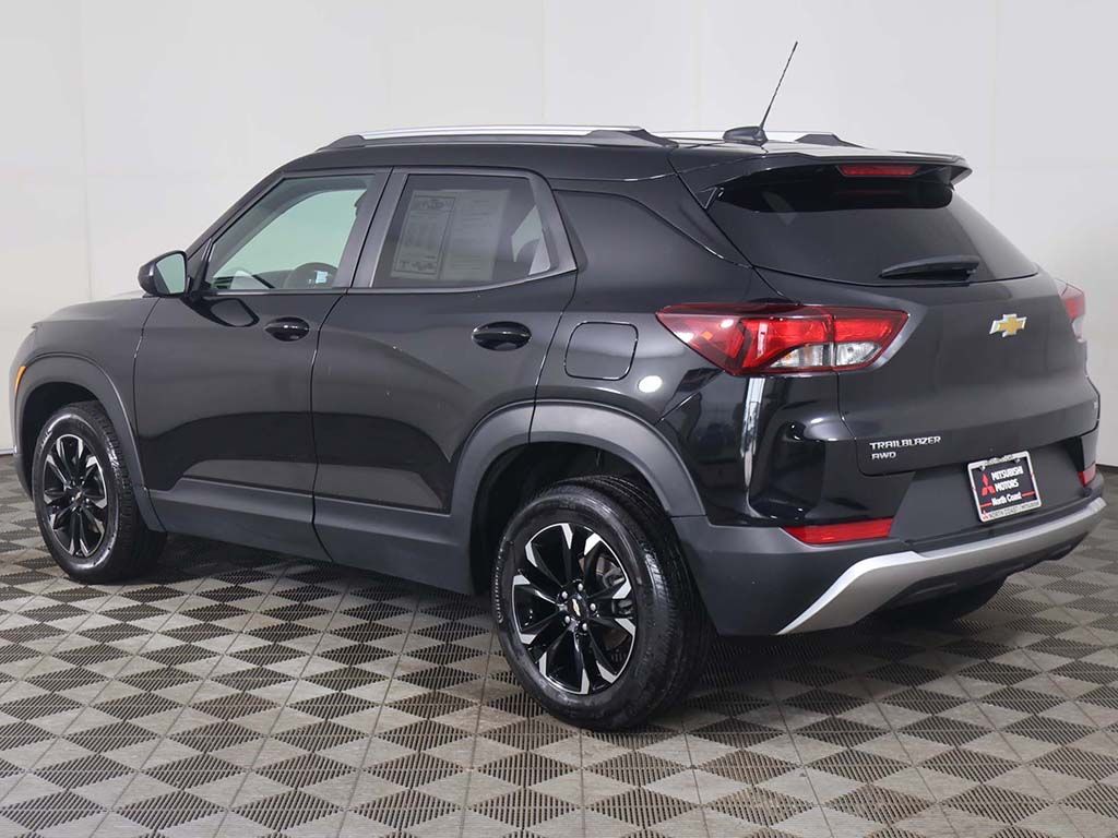 Used 2023 Black Chevrolet LT image 8