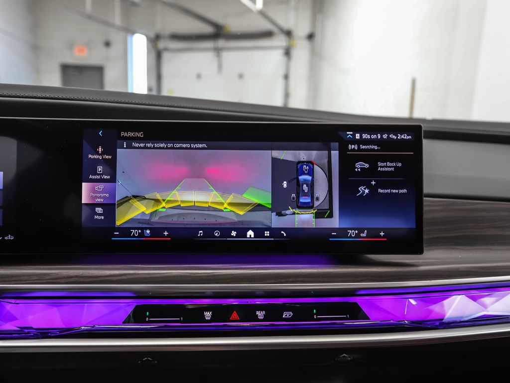 Thumbnail: 2024 BMW 7 Series - 17