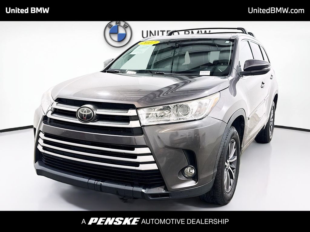 Thumbnail: 2017 Toyota Highlander - 1